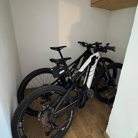 Bike And Hike 아파트